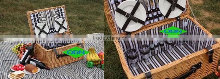 Rattan material 4 person hand woven wicker picnic basket for sale
