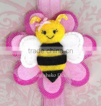 on alibaba express hot sale new products handmade eco friendly fabric decoration felt rubber band weaving bracelet made in china