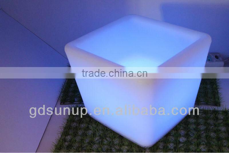 factory direct price flashing plastic led ice bucket especially for bar