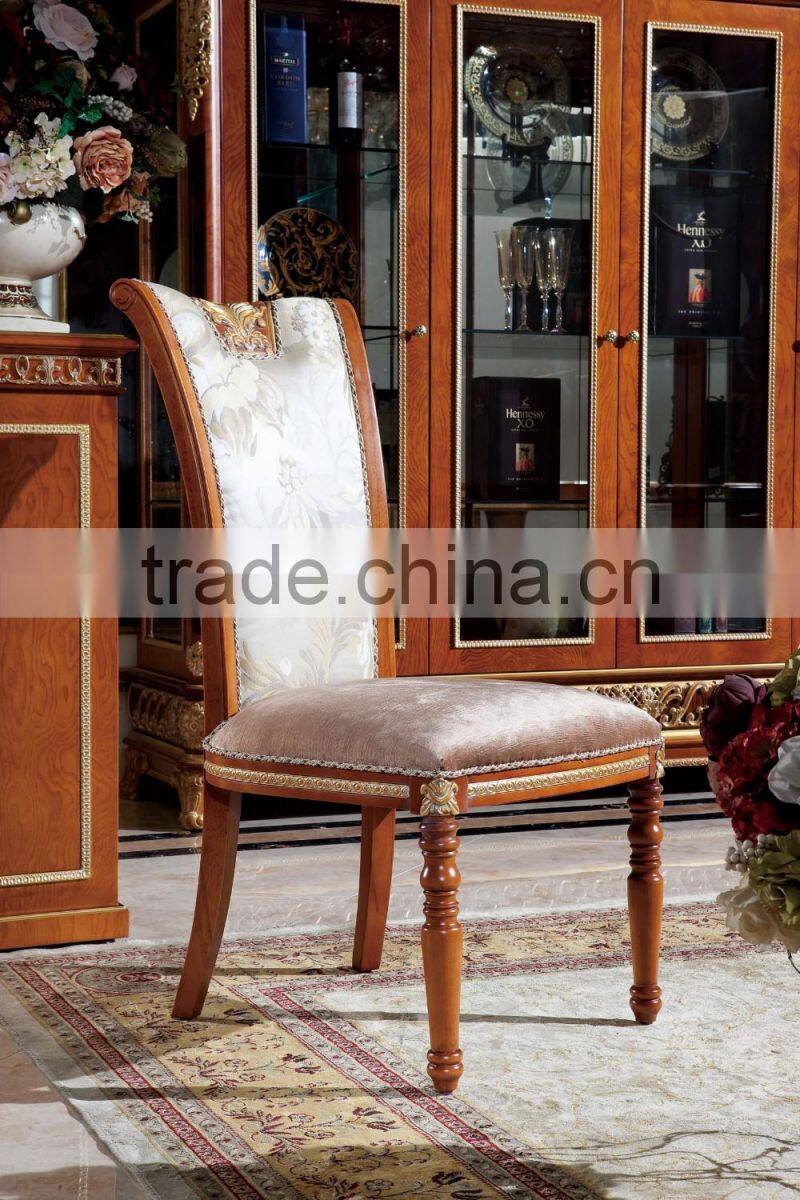 YB62 Royal Antique French Style Spoon Back Dining Chair Wooden Arm Chair /Luxury Hand Carved Wood Frame Fabric Dining Chair