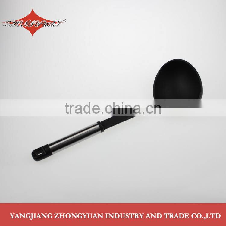 The new born spaghetti spoon nylon kitchen utensil with PP and steel tube handle