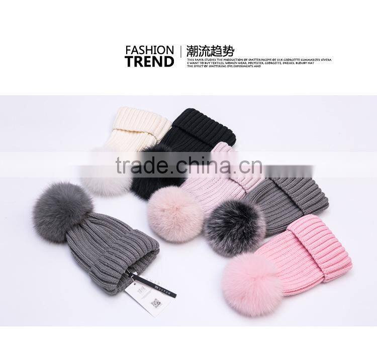 Factory supply 14cm fox fur ball cap pom poms winter hat for women girl 's wool hat knitted cotton beanies cap brand new design