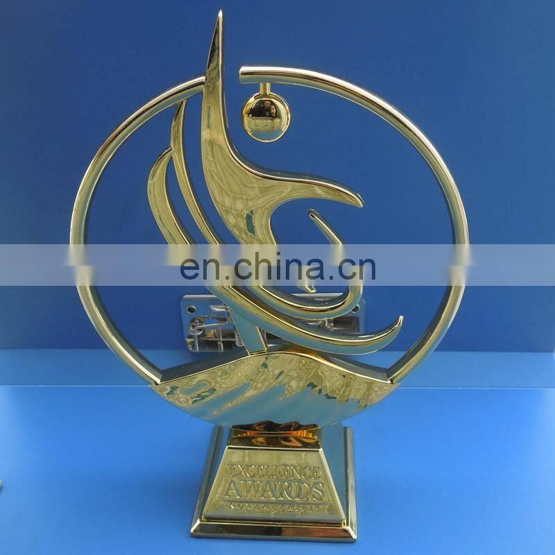 UAE flag souvenir metal plate with wooden trophy box