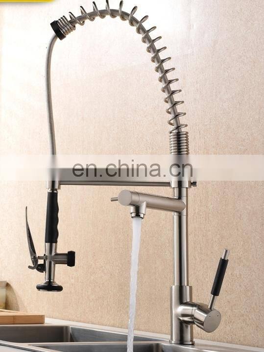 High quality single handle lead free spring loaded pull out flexible kitchen faucet mixer