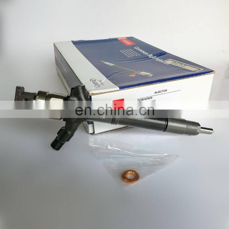 original fuel injector 095000-7670 genuine