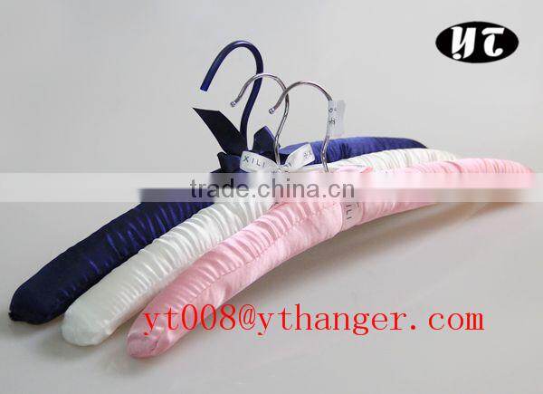 Best quality silk form to satin hanger