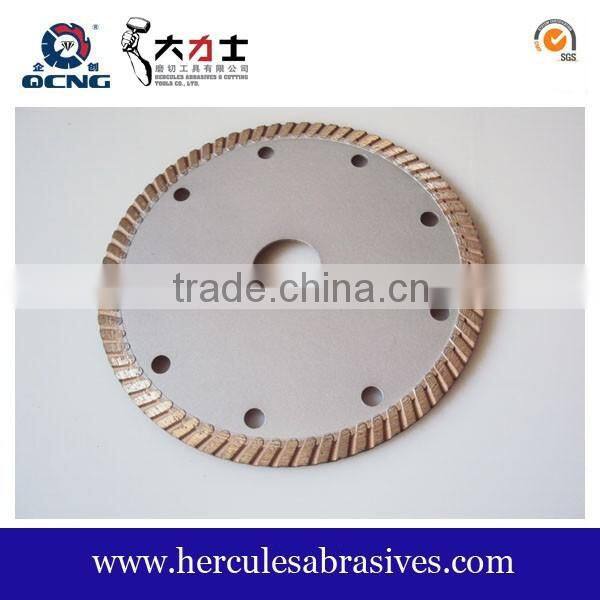 Green concrete or reinforeced concrete structure cutting laser welded diamond saw blade