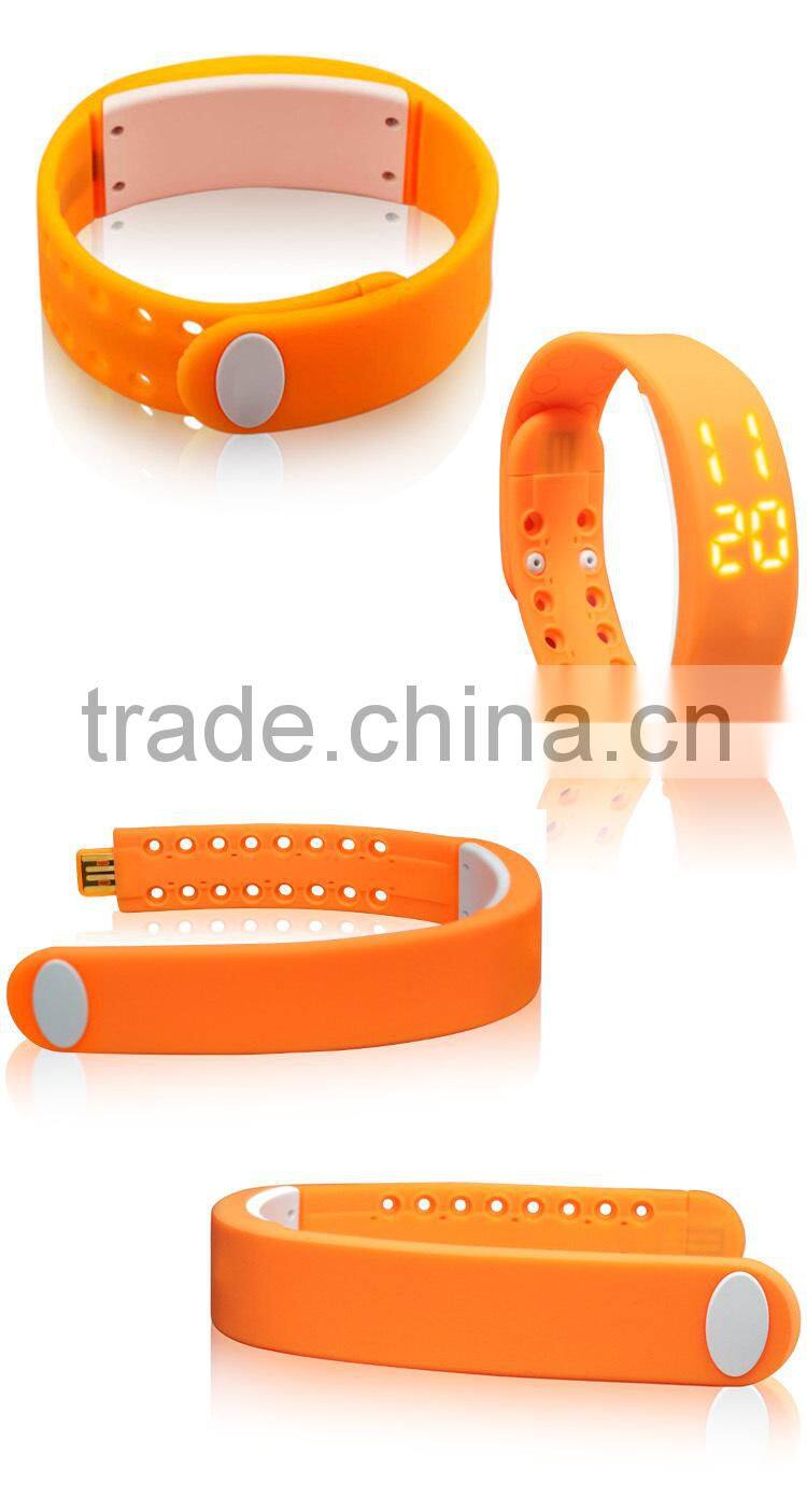 Fashion LED screen smart bluetooth silicone bracelet watch with 3D USB port