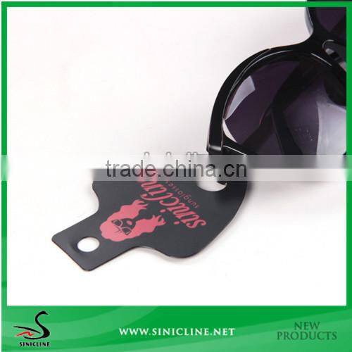 Sinicline Hang Tag for displaying sun glasses