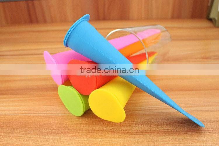 Silicone Ice Pop Maker Molds and Freeze Pop maker with lids