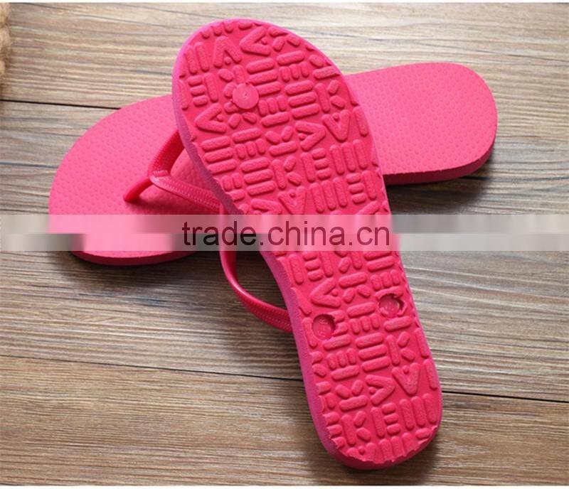 2016 new rubber flip flops slipper red beach slipper