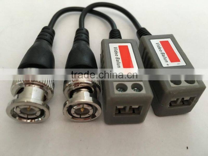 Power CCTV video balun with BNC connector