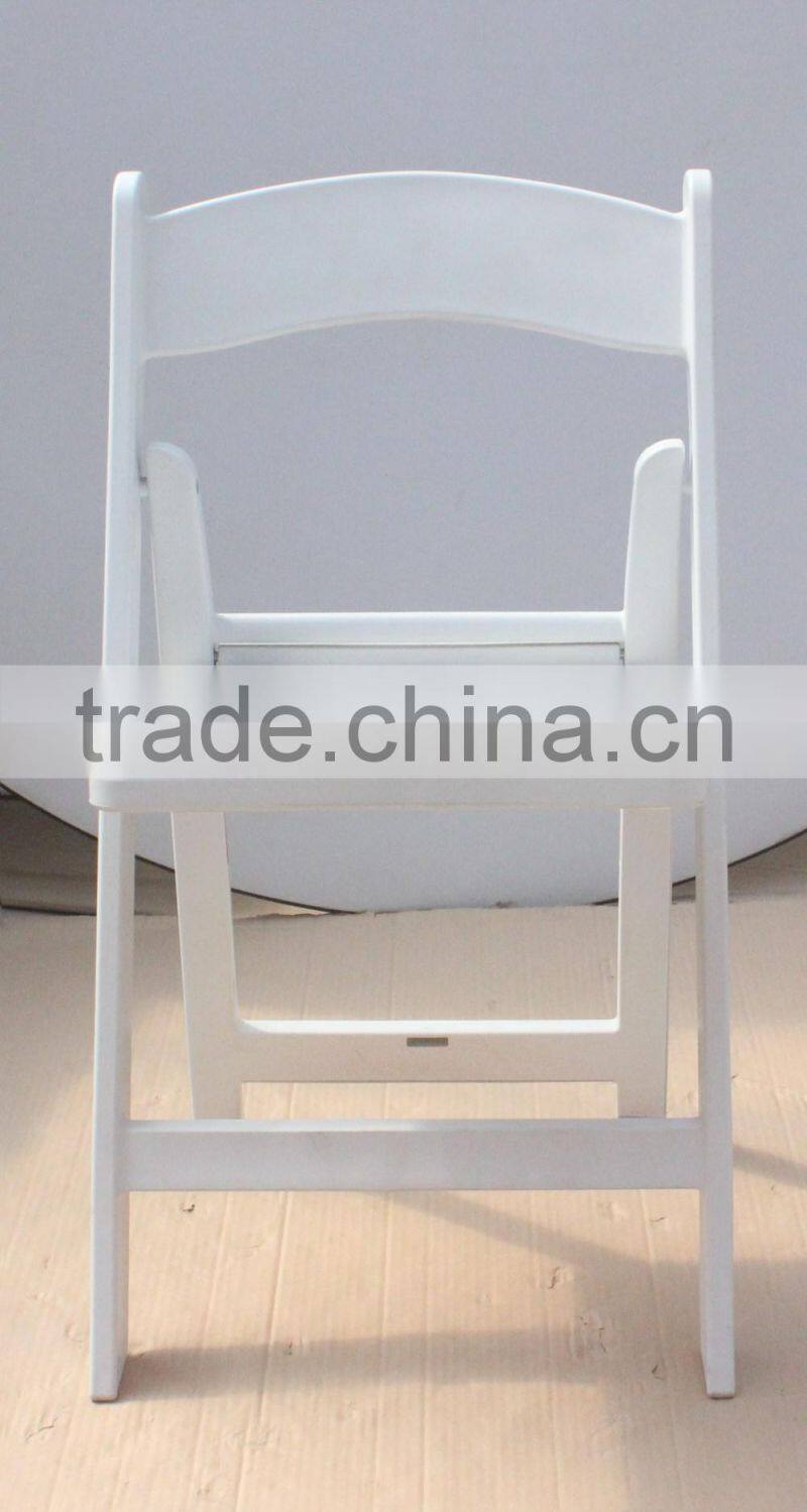 Elegant Folding & Padded Resin Wimbledon Chair