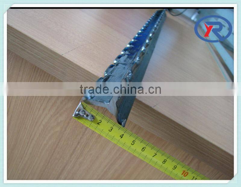 black Y Steel Fence Post metal post