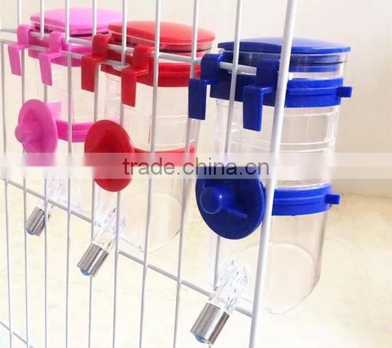 Hangable Plastic Pet Accessory Dog Drinking Bottle