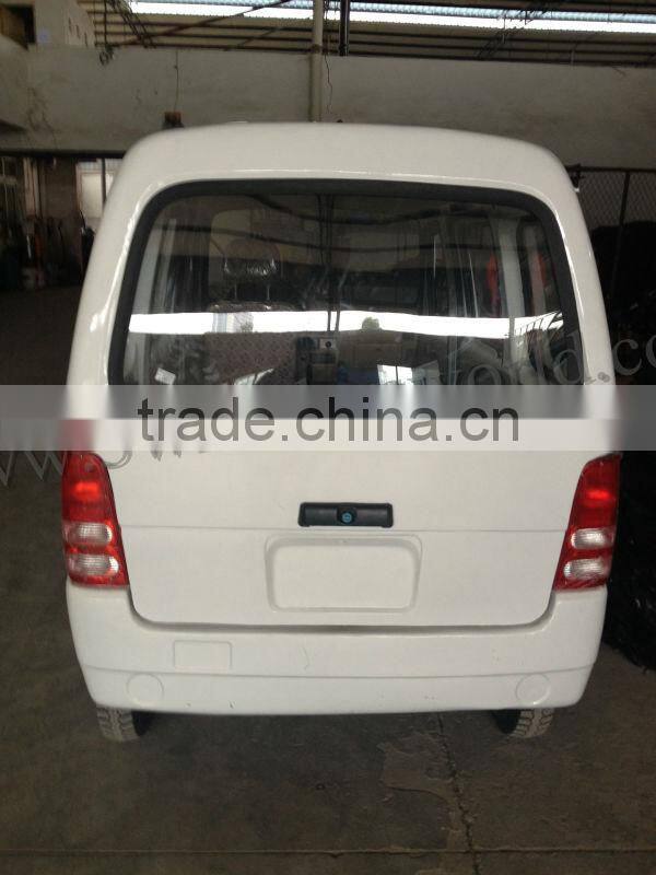 China Supplier Good Capacity 200CC Engine Good Capacity Ambulance Car Price