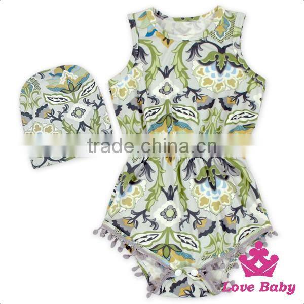 2LLY-090 Lovebaby latest sleeveless printed animals pattern summer pom pom romper with baby hatbaby jumpsuit designs