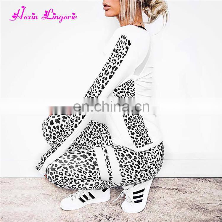 Wholesale Ladies White Leopard Digital Printed Sport Fabric Sweat Suit