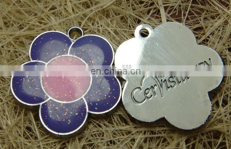 Custom design metal keychains with epoxy flower shape