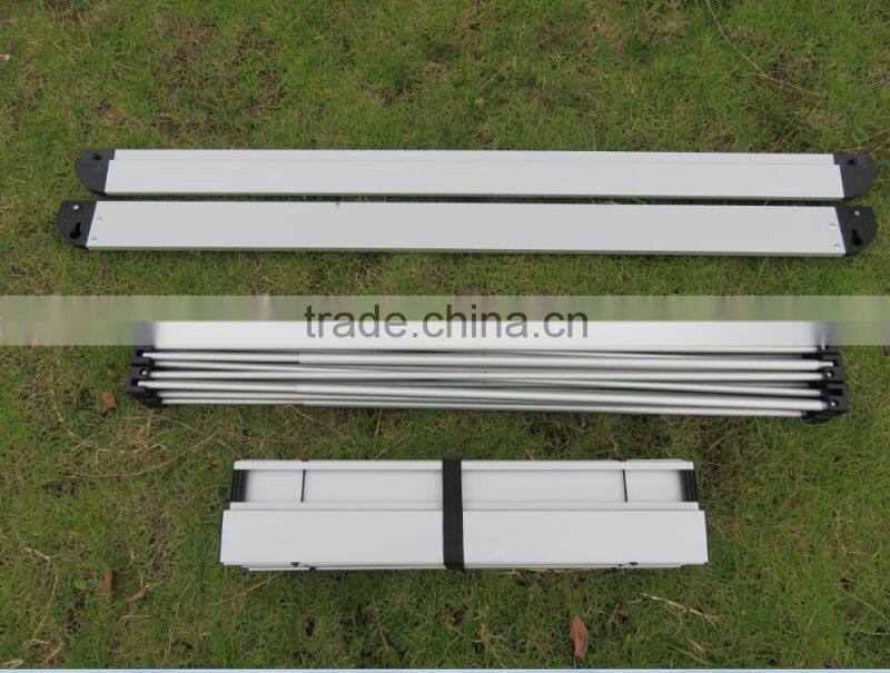 Camping folding table