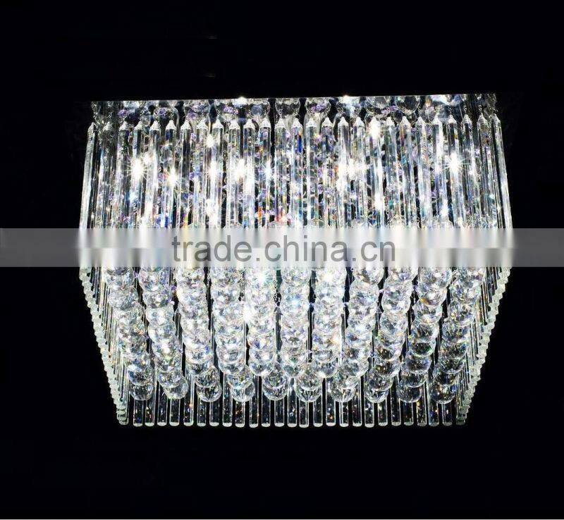 24-light luxury crystal chandelier decorated with golden metal parts