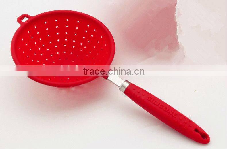 100% food grade silicone skimmer