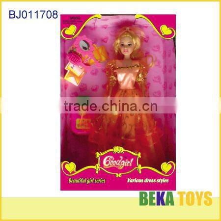 travel pack roca princess toy with beautiful doll with her luggage