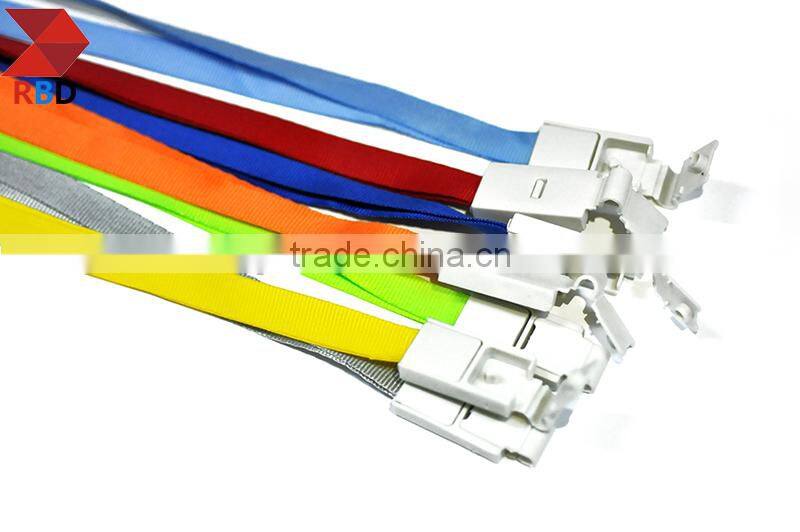 Made in China 2015 Wholesale cheap custom printed neck lanyards