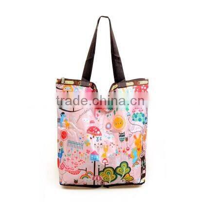 Foldable nylon shopping bag