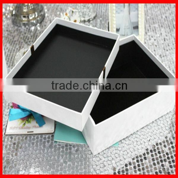 White Luxury Custom Paper Apparel Box Handmade