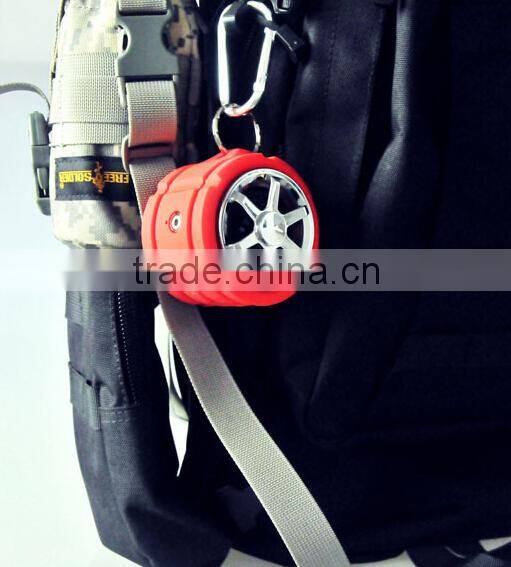 IPX 7 weatherproof shockproof waterproof bluetooth speaker