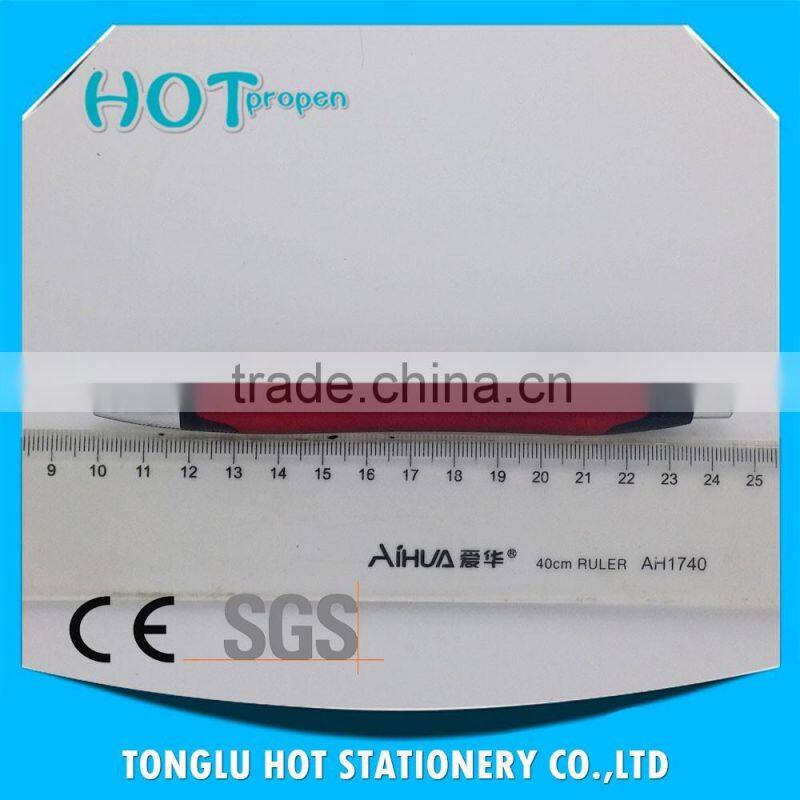 promotion click action plastic ball pen with black grip, spray paint barrel