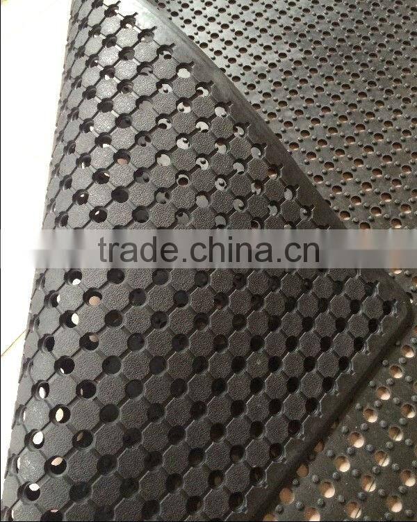 Anti-fatigue and Anti-slip Drainage Rubber Mat