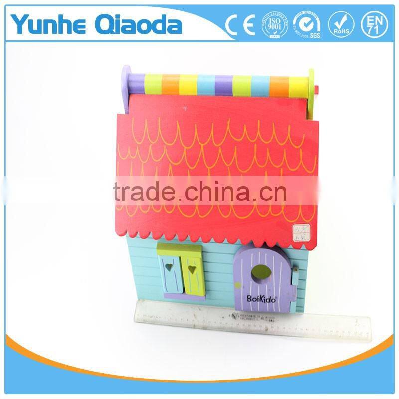 Early Learning wooden play toys house packing house toy