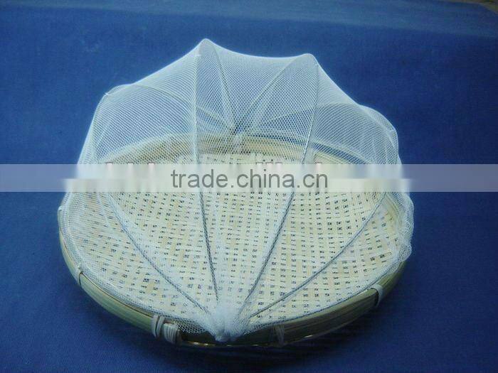Natural bamboo food tray with nylon net