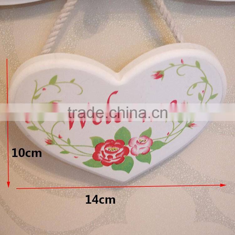 2016 creative decoative wood door hanger/doorplate for birth gift/home accessories with factory price