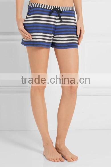 Cozy Striped Design Ladies Loungewear Pull-On Shorts with Elasticated Waistband and Slant Pockets