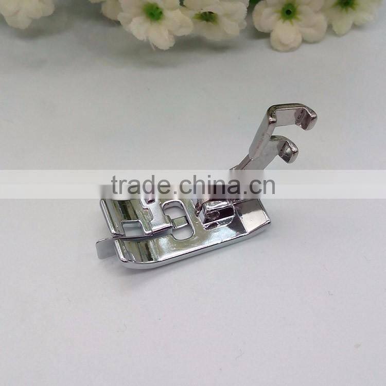 SEWING MACHINES SLANT NEEDLE SCREW ON OVERCAST, OVERLOCK FOOT WILL FIT SINGER 255S