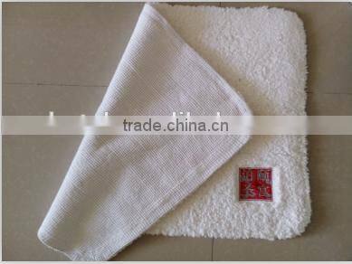 Hand Tufted Shaggy Hotel Bath Mat With Logo