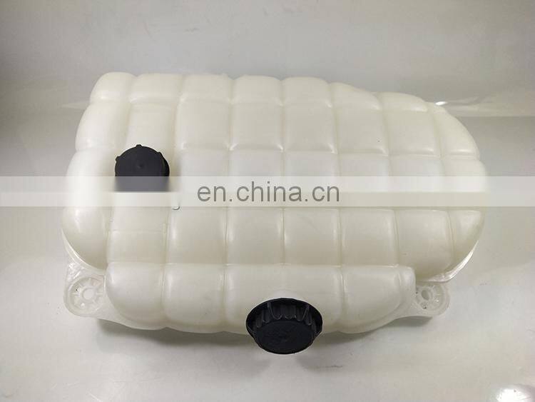 Cooling System Plastic Water Tank Oem 22430366 for VL FH FM FMX NH Truck Radiator Expansion Tank