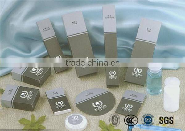 Luxury hotel bathroom amenities supplies set