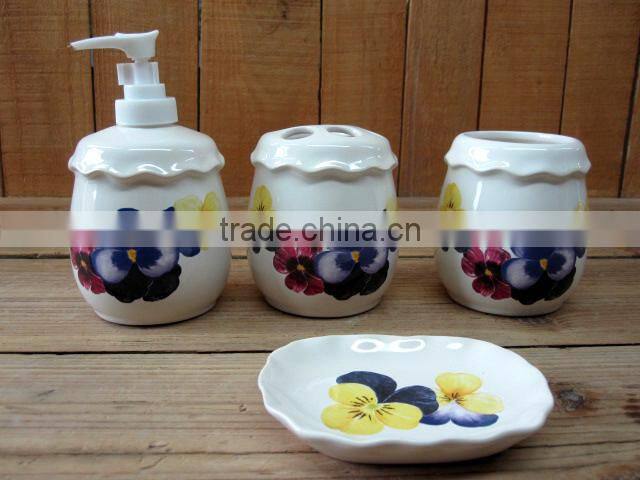 Elegant Ceramic tea pot with lid