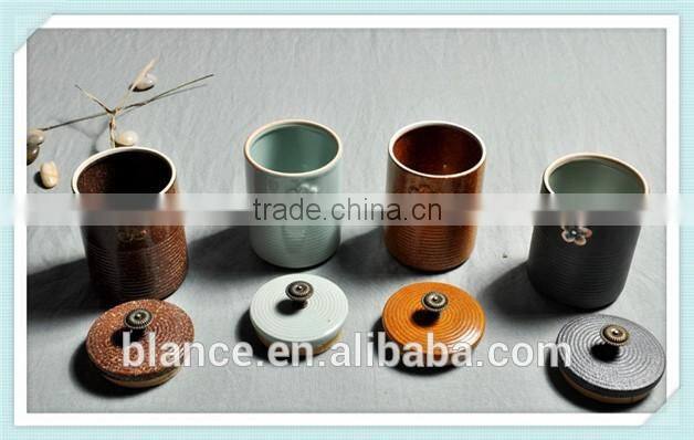 tobacco ceramic jar in cigarette container design with lid