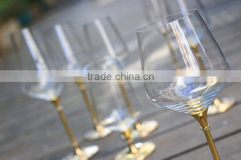 2015 new design lead free clear crystal 200ml wedding champagne wine glasses with gold plating stand