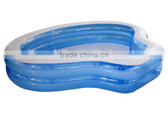 Giant inflatable family swimming pool