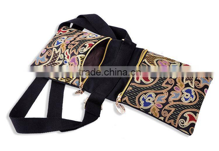Wholesale unisex canvas messenger bag high quality double sides embroidery bag with pocket