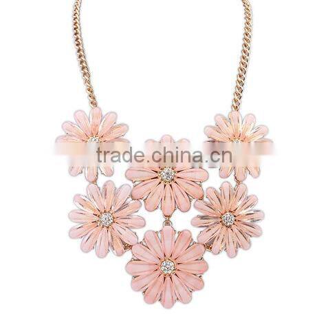 New European Style Flower Choker Collar Vintage Pendant Statement Necklace for Women