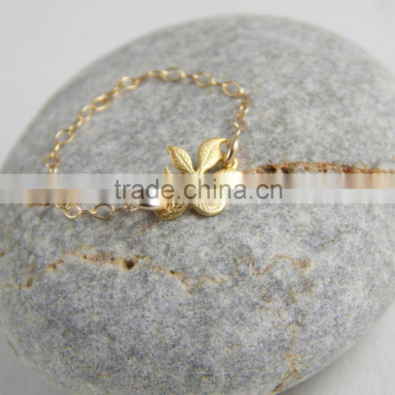 Latest design ladies rings custom chain ring for dealer