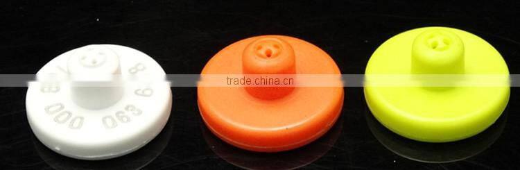 Plastic tracking rfid animal ear tag