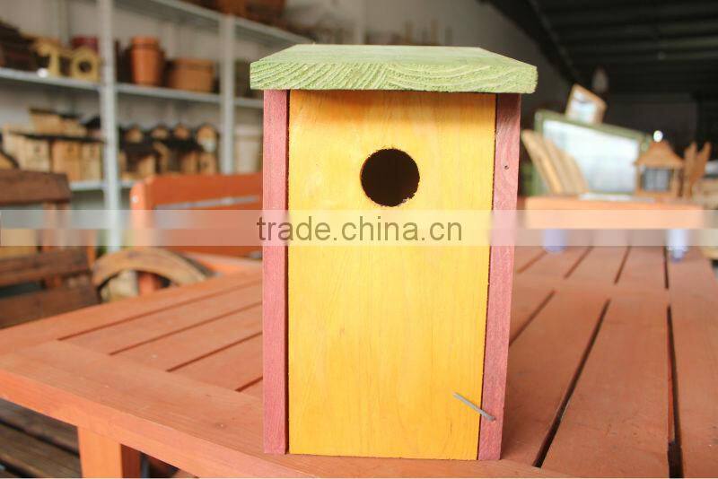 FSCHandmade Eco-friendly wooden decorated bird house